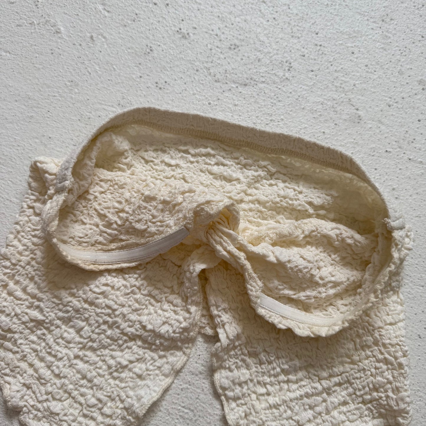 Secondhand Cream Crinkle Knot Strapless Crop Top, Size Small