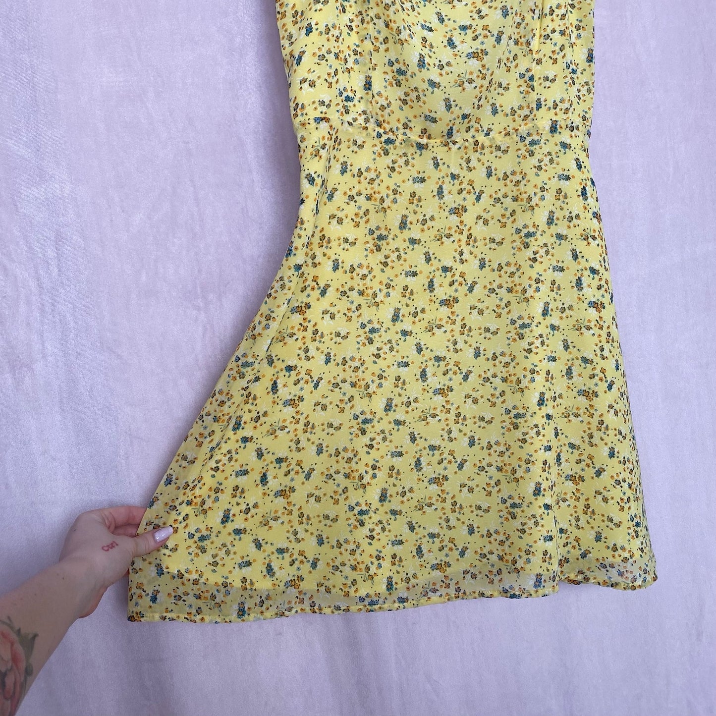 Secondhand 2bella Yellow Ditsy Floral Mini Dress, Size Small