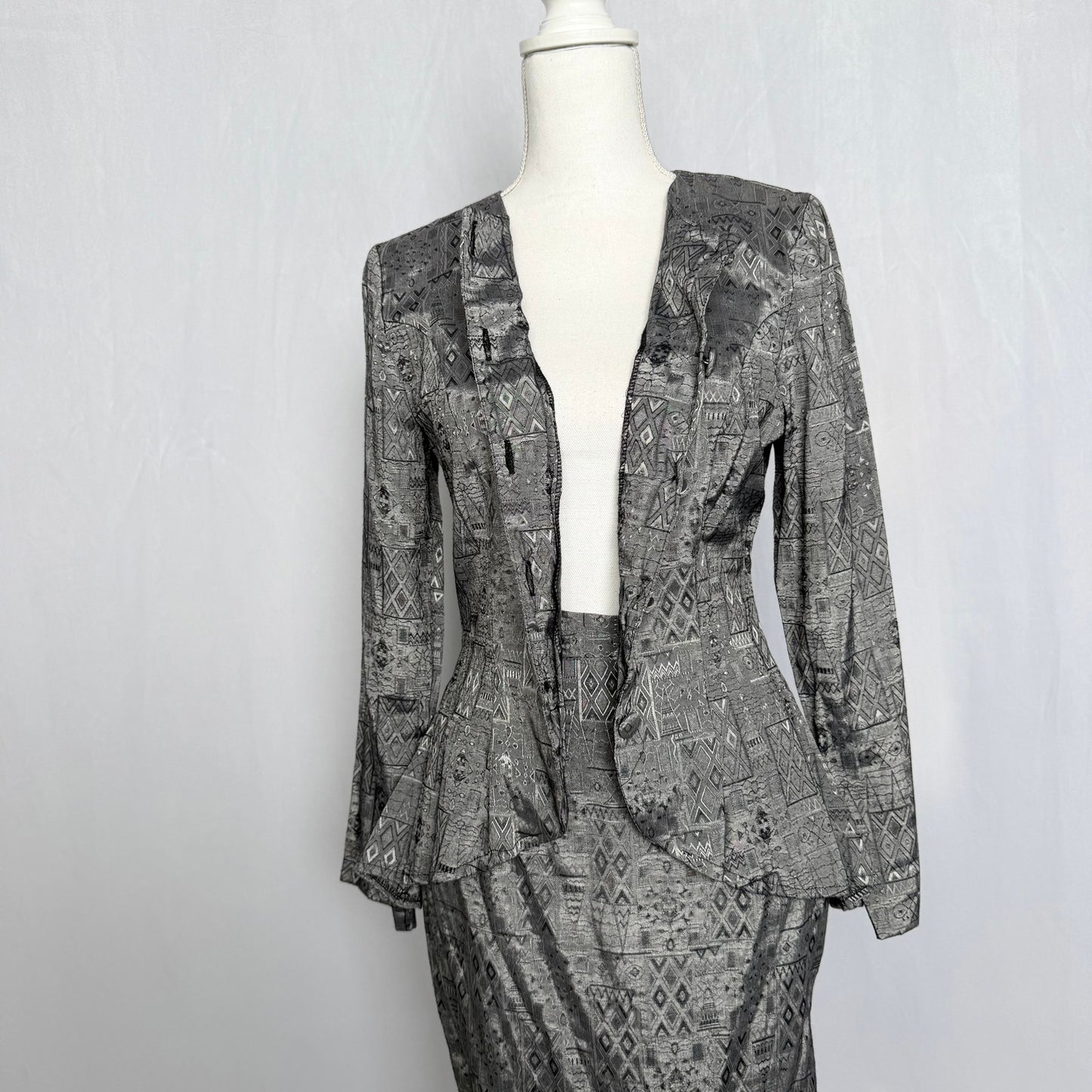 Vintage 80s True Wit Skirt Suit Set Gray Satin Geometric Print, Size 5/6