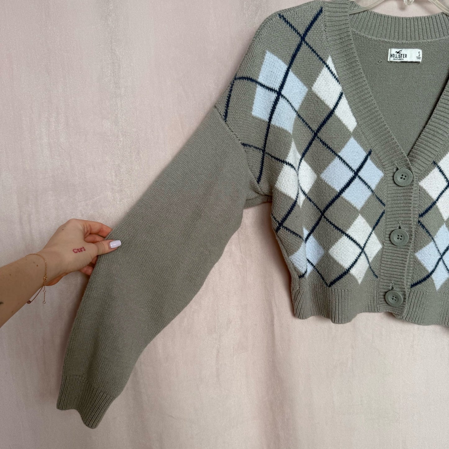 Secondhand Hollister Gray Argyle Crop Knit Cardigan, Size Small