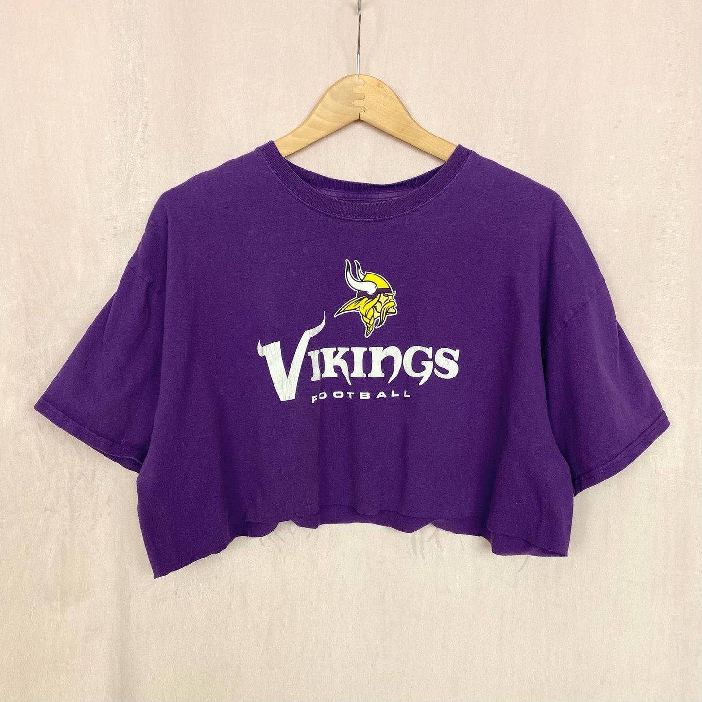 Reworked NFL Vikings Football Crop Tee, Size XL