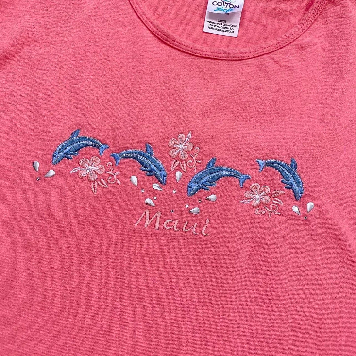 Secondhand Maui Hawaii Dolphin Floral Embroidered Peach Tee, Size Large