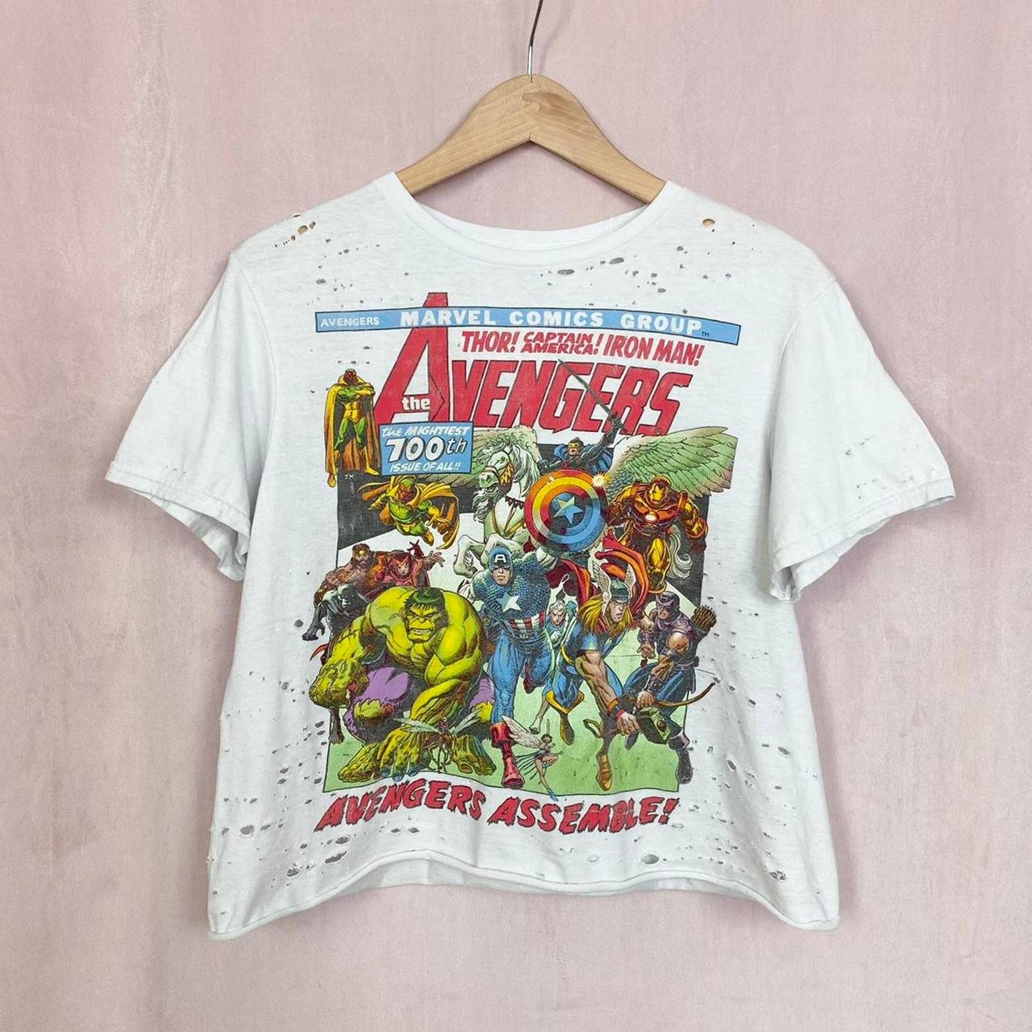 Reworked Marvel Avengers Distressed Graphic Tee, Size Medium