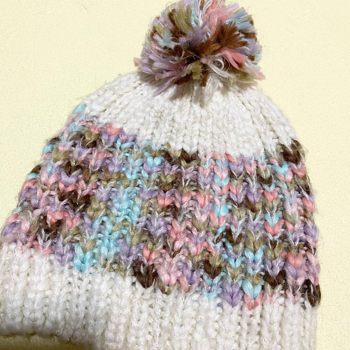 Secondhand Chunky Knit Pom Pom Beanie Winter Hat