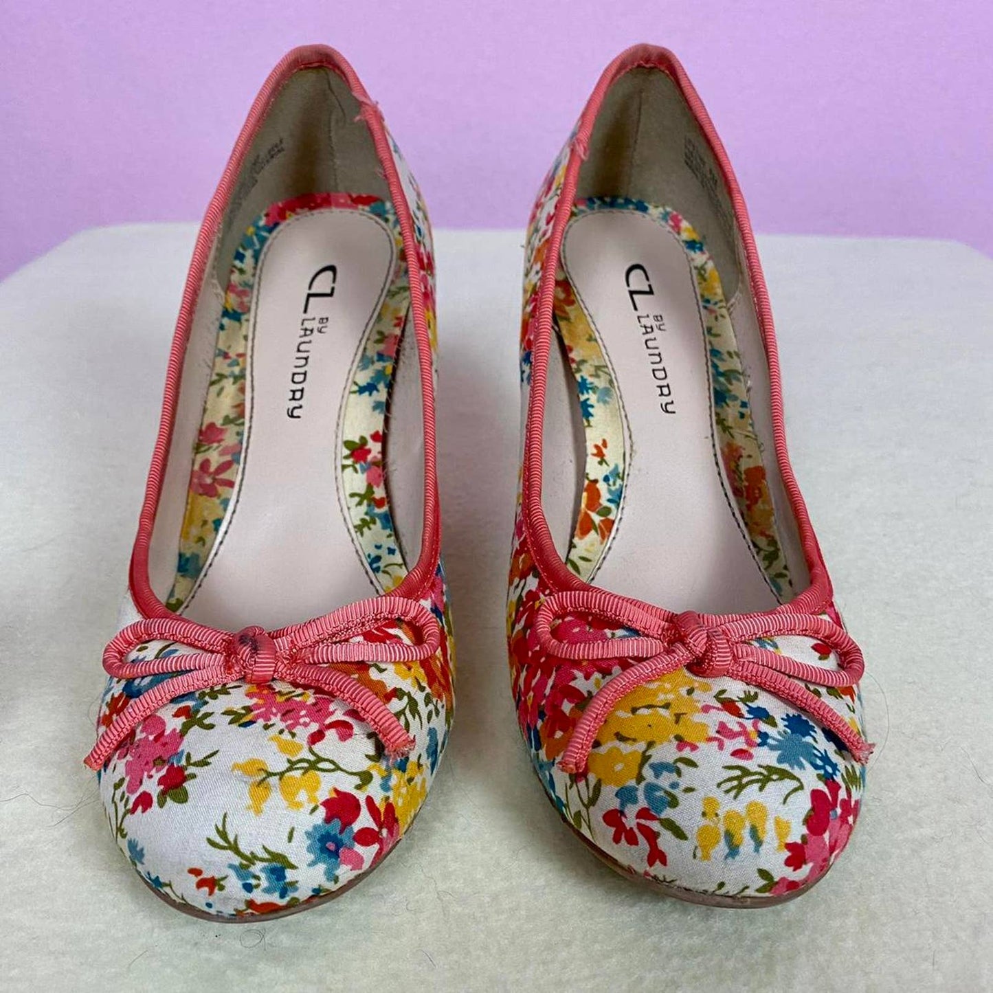 retro bright peach floral victorian y2k closed toe kitten heels, size 6 women's