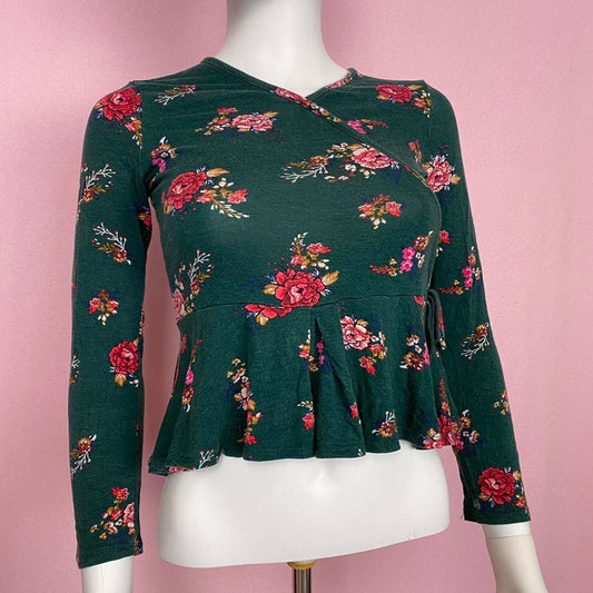 Secondhand Art Class Ruffle Trim Floral Crop Top, Size Small